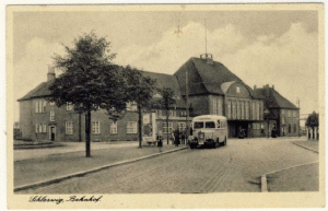 Der Bus vor dem Krieg am Reichsbahnhof
