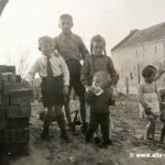 In Vehlefanz, Febr.-April 1945. Rechts R.Gericke